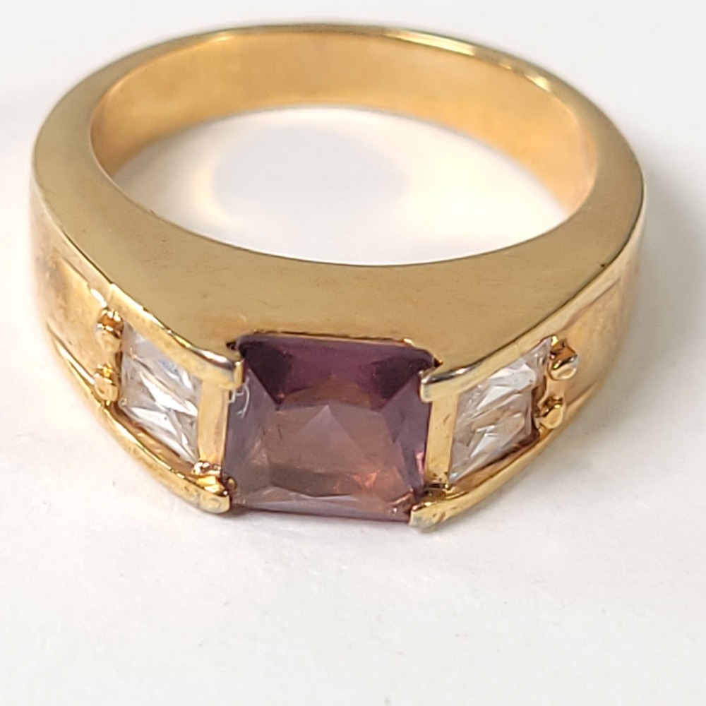Gold Tone Amethyst Colored Ring Womens Sz 5.5 Purple Stone Square Cut Statement